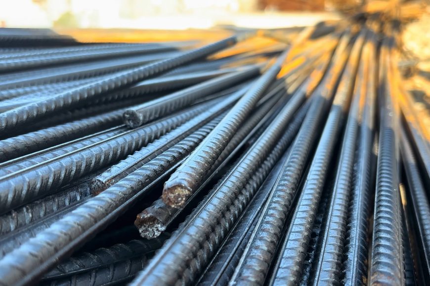 Demirdeki pas lekesi nasıl çıkar?